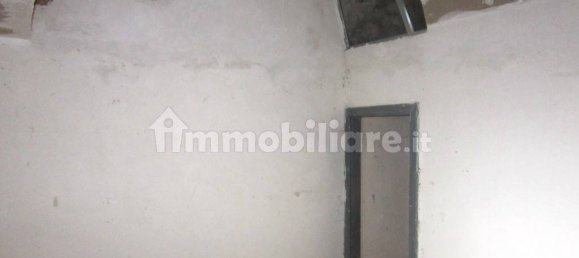 Дом с 2 спальнями в Аньоне, Италия № 343732 11