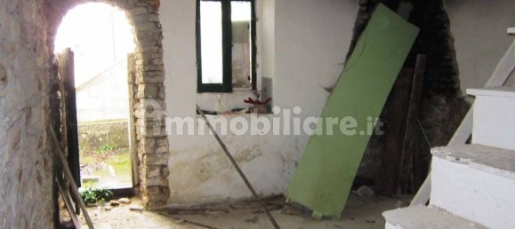 Дом с 2 спальнями в Аньоне, Италия № 343732 3