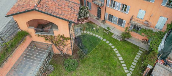 Casa de 10 habitaciónes en Dorzano, Italy No. 138337 28