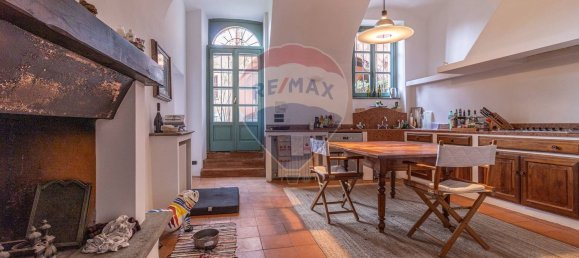 Casa de 10 habitaciónes en Dorzano, Italy No. 138337 37