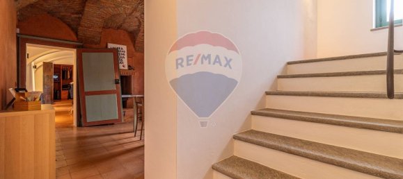 Casa de 10 habitaciónes en Dorzano, Italy No. 138337 43