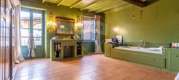 Casa de 10 habitaciónes en Dorzano, Italy No. 138337 4