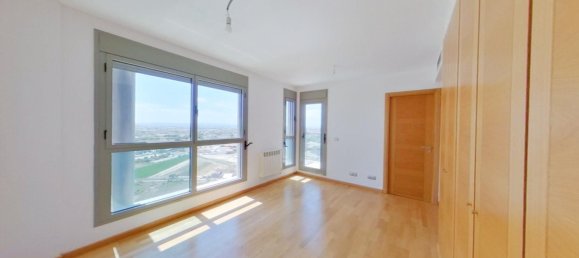 Apartamento de 2 dormitorios en Valencia, Spain No. 166551 10