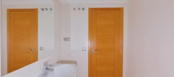 Apartamento de 2 dormitorios en Valencia, Spain No. 166551 27