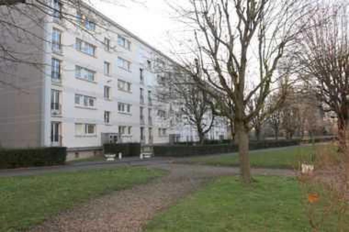 2 chambres Condo à Chatou, France No. 27739