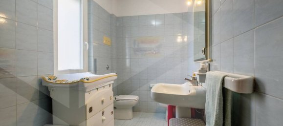 5-Zimmer Haus in Verona, Italy, Nr. 27033 11