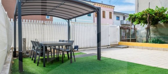 5-Zimmer Haus in Verona, Italy, Nr. 27033 3