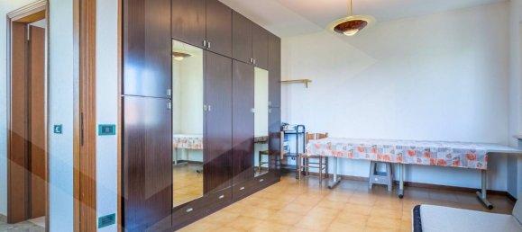 5-Zimmer Haus in Verona, Italy, Nr. 27033 14