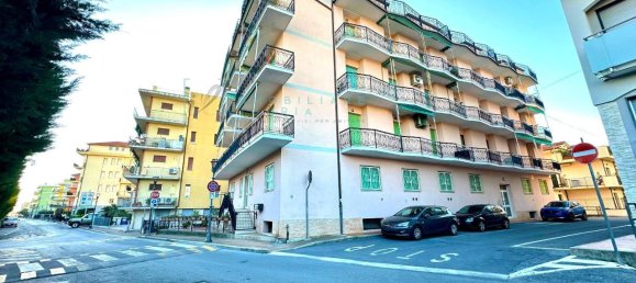 Apartamento de 2 divisões em Ceriale, Italy N.º 162799 2