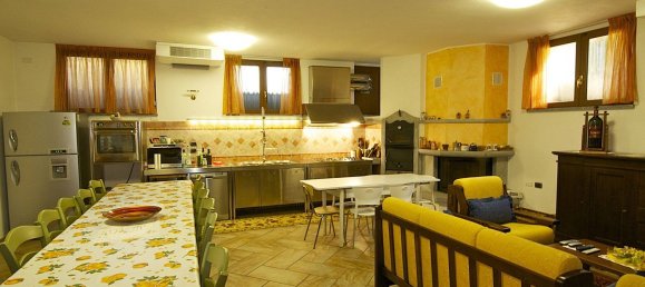 6 bedrooms Villa in Vergiate, Italy No. 312023 43