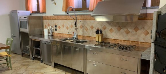 6 bedrooms Villa in Vergiate, Italy No. 312023 45