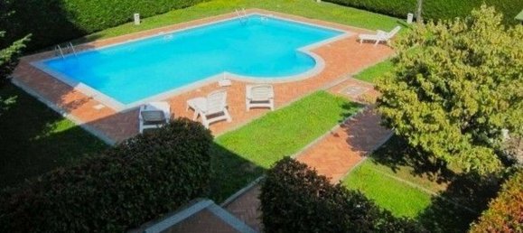 6 bedrooms Villa in Vergiate, Italy No. 312023 13