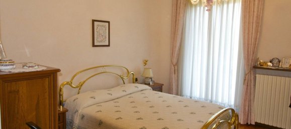 6 bedrooms Villa in Vergiate, Italy No. 312023 41