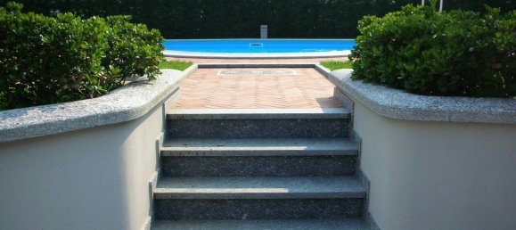 6 bedrooms Villa in Vergiate, Italy No. 312023 22