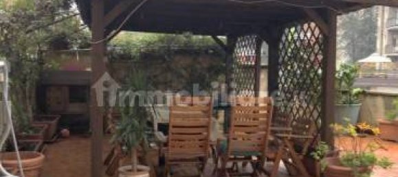 2 bedrooms Apartment in Milan, Italy No. 273433 3