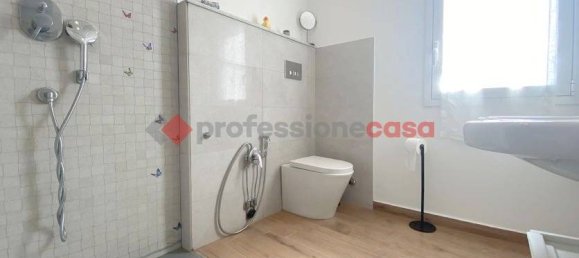 4-salle Appartement à Catania, Italy No. 155972 19