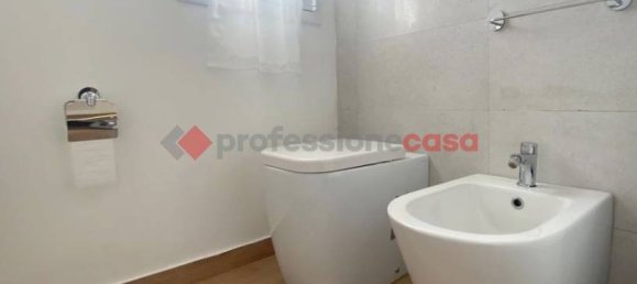 4-salle Appartement à Catania, Italy No. 155972 12