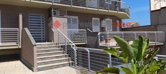 4-salle Appartement à Catania, Italy No. 155972 25