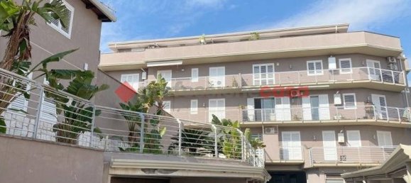 4-salle Appartement à Catania, Italy No. 155972 24