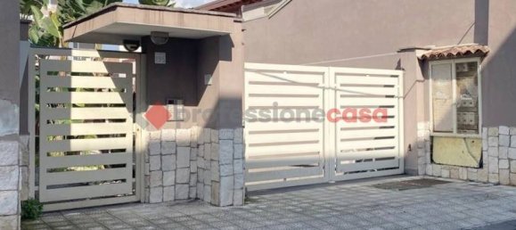 4-salle Appartement à Catania, Italy No. 155972 26