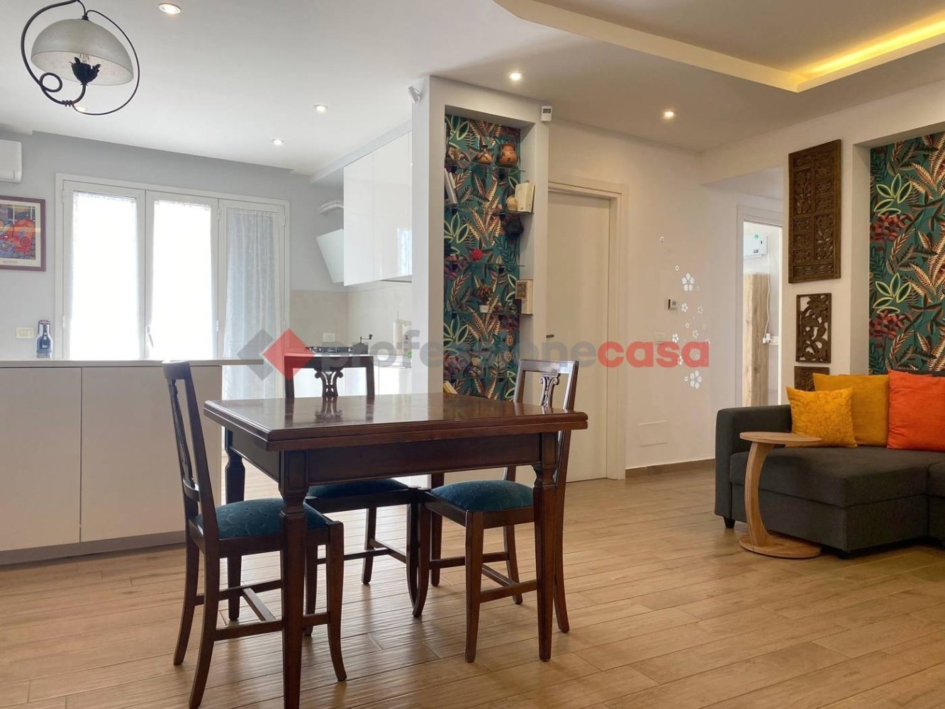 4-salle Appartement à Catania, Italy No. 155972