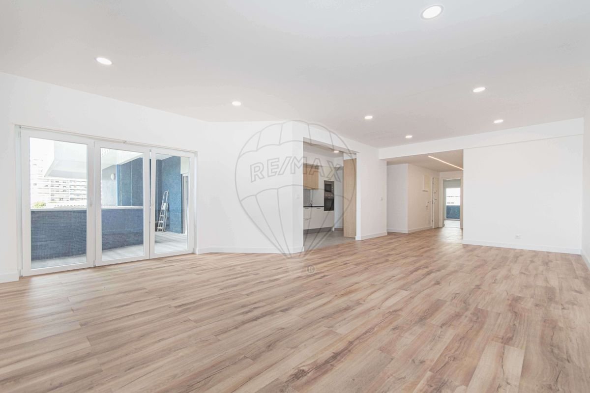 3 غرف نوم شقة في Almada, Portugal رقم 348977