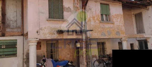 Дом с 3 комнатами в Веролануова, Италия № 33939 2