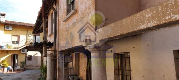 Дом с 3 комнатами в Веролануова, Италия № 33939 4