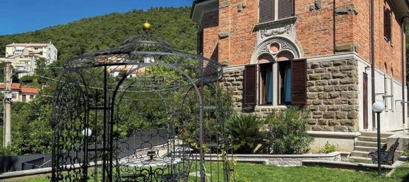 5 bedrooms Villa in Trieste, Italy No. 334913 4