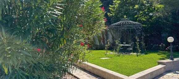 5 bedrooms Villa in Trieste, Italy No. 334913 6