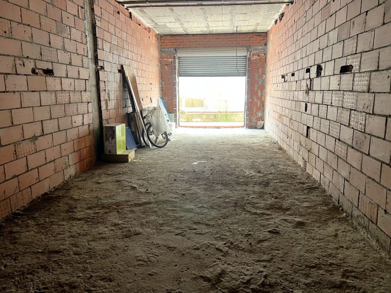 98m² Commercial property in Torrevieja, Spain No. 199156