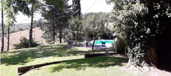 6 bedrooms Villa in Latera, Italy No. 69076 9