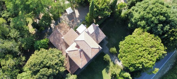 6 bedrooms Villa in Latera, Italy No. 69076 2