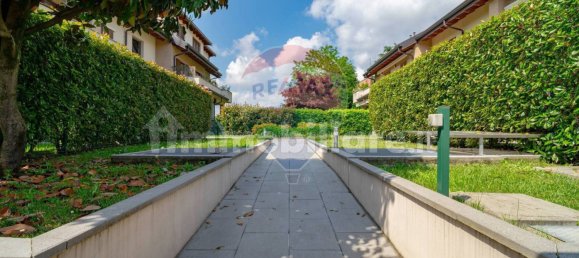 3 bedrooms Apartment in Seregno, Italy No. 311082 4