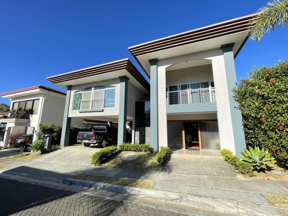 4 dormitorios сasa en venta en Santo Domingo, Heredia, Costa Rica № 308