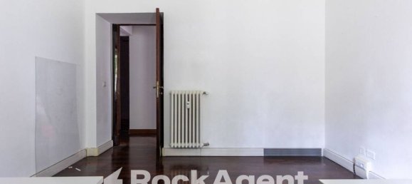 6 bedrooms Villa in Rome, Italy No. 273969 6