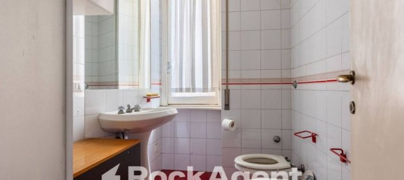 6 bedrooms Villa in Rome, Italy No. 273969 24