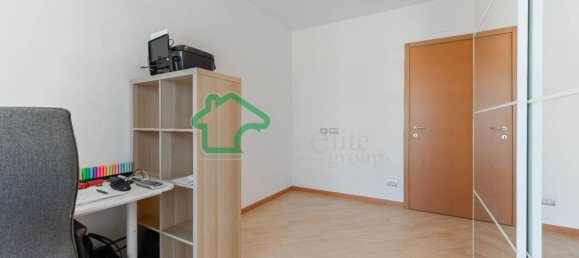 Квартира с 2 спальнями в Лоди, Италия № 145817 85