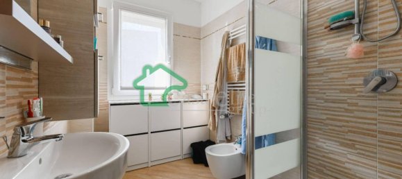 Квартира с 2 спальнями в Лоди, Италия № 145817 73