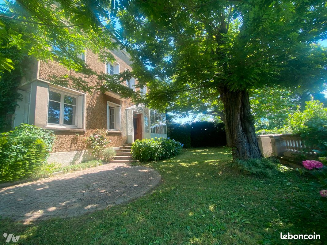 Villa T5 em Saint-Etienne, France N.º 335238