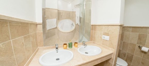 3 Schlafzimmer Stadthaus in Marbella, Spain, Nr. 180791 39