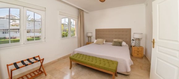 3 Schlafzimmer Stadthaus in Marbella, Spain, Nr. 180791 33