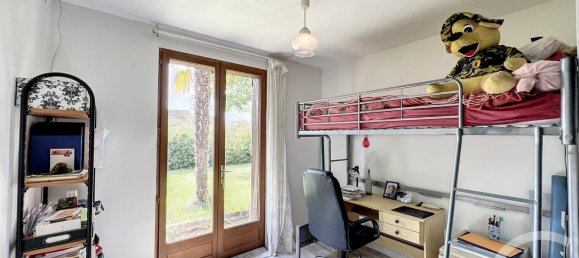 4 bedrooms Villa in Marcilly-en-Villette, France No. 65557 7