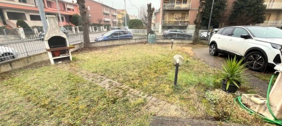 3 rooms Apartment in Sassuolo, Italy No. 28663 23