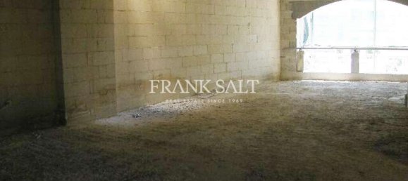 277m² Office in Swieqi, Malta No. 8269 11