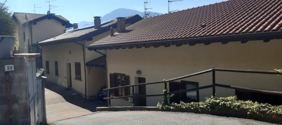 6 rooms House in Omegna, Italy No. 309768 2
