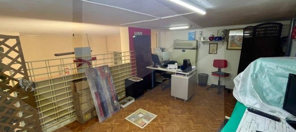 1 room Commercial property in Naples, Italy No. 20475 19
