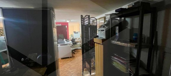 1 room Commercial property in Naples, Italy No. 20475 23