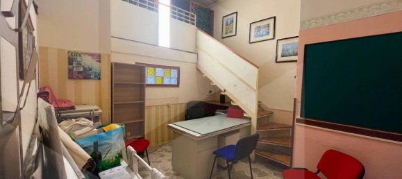 1 room Commercial property in Naples, Italy No. 20475 13
