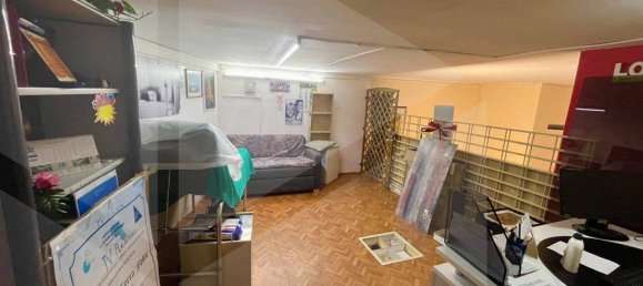 1 room Commercial property in Naples, Italy No. 20475 20